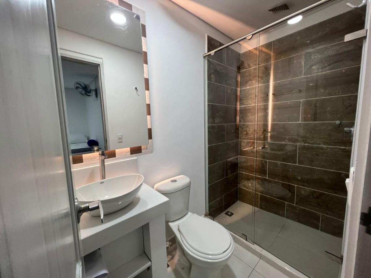 El Oscar Hotel Medellín Kültér fotó